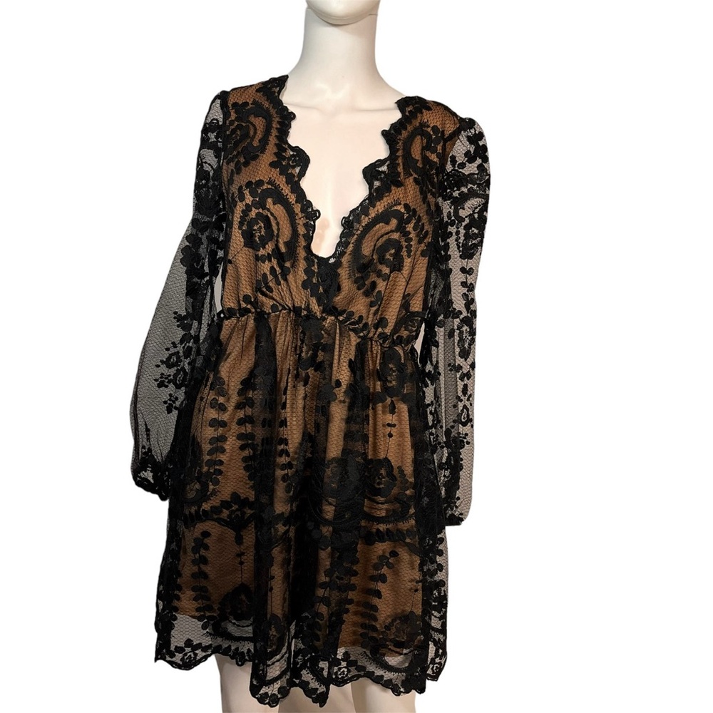 Boohoo Black Lace Baby Doll Long Sleeve Lace Plunge Skater Dress 10